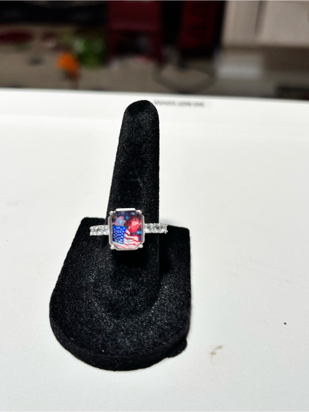 Patriotic Fireworks & Flag Crystal Silver Ring - Blue & Red. Size 7 - Picture 6 of 11